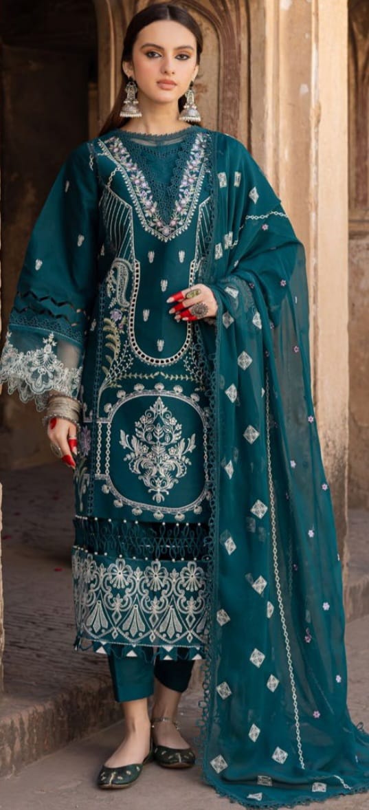 MASTANI 3PC EMBROIDERED COLLECTION